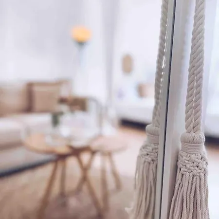 The Cozy Flat Close To The Apartman *